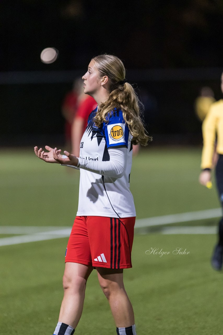 Bild 126 - wBJ Eimsbuettler TV - Hamburger SV : Ergebnis: 1:2